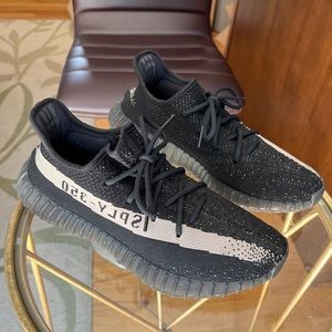 Yeezy 350 v2 OG